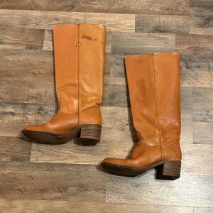 Frye Size 8AA Boots